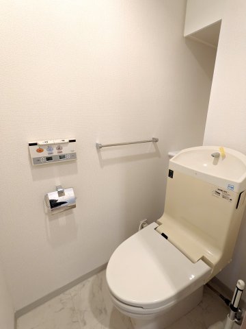 ガーデン代々木参宮橋402号室 トイレ