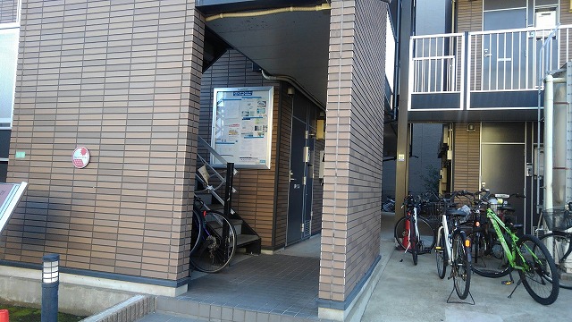 レオパレス栄町 寝室