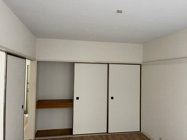 メゾン・コロナード1階 収納