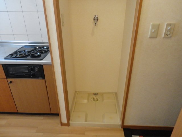 トリムガーデンサカクラ203号室 洗濯機置場