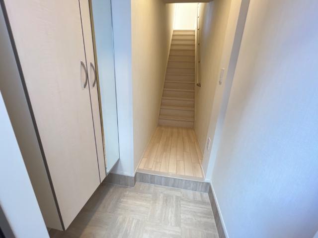 プレジール　柏の葉205号室 玄関