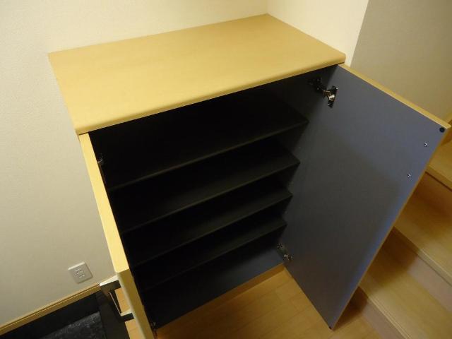 ユニバーサイド00202号室 玄関