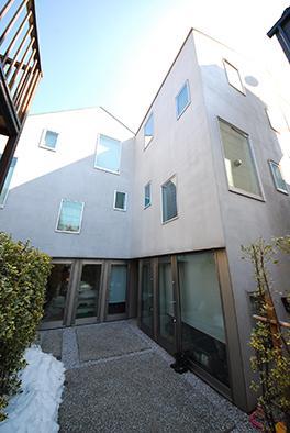 シモキタハウス1階 エントランス