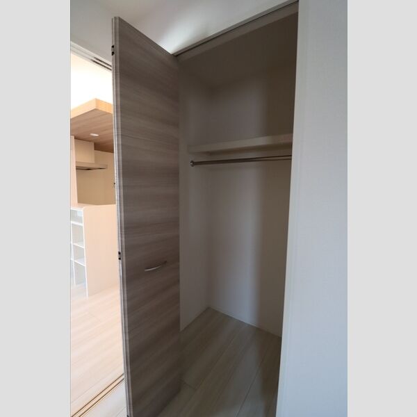 エクセリア中村北301号室 収納