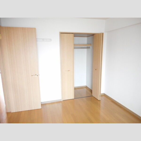 クレスタ妙典 クローゼット