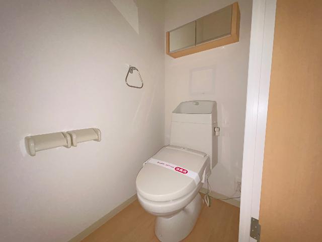 アンビシャス千葉城前 シャワー付トイレ