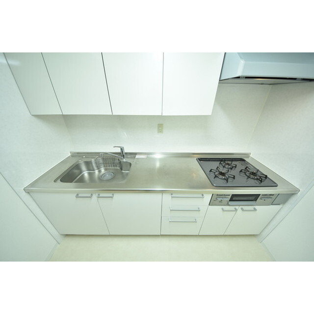 コスモ新松戸 内観