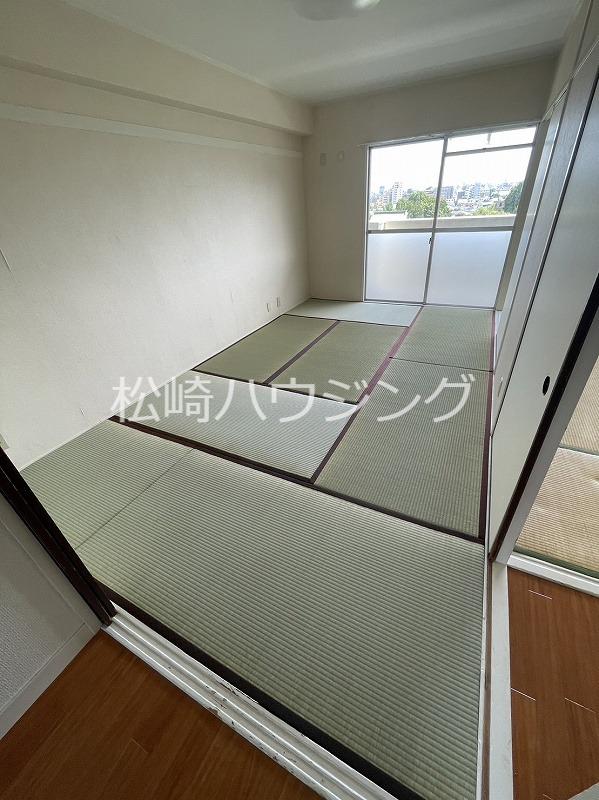 上高田４丁目団地2号棟 内観