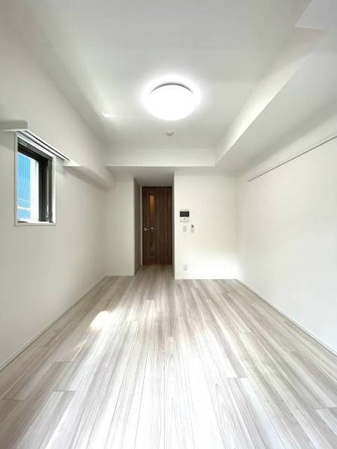 ガーラ・ステーション横濱大通り公園2階 個人の部屋や寝室として使える洋室です