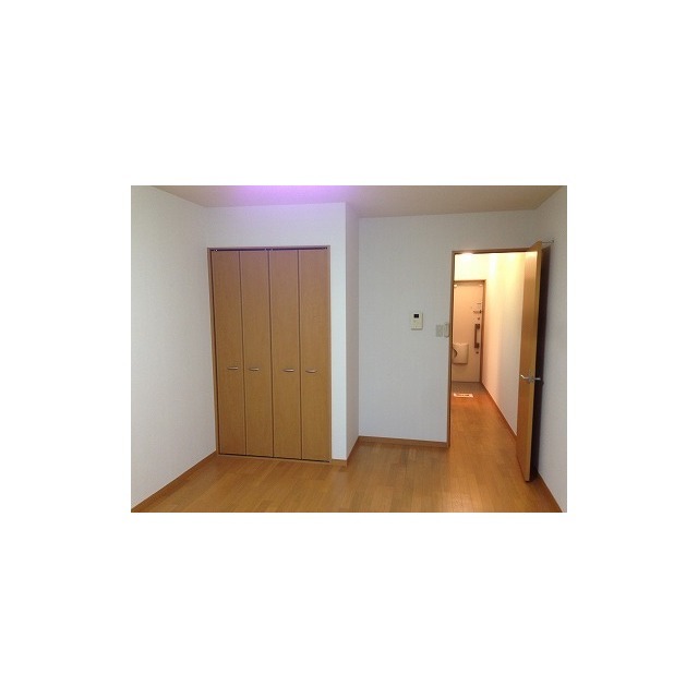 アンプルール クラージュ堀内 内観
