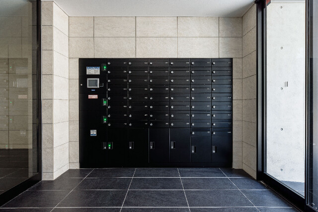 ドゥーエ梅屋敷4階 メール・宅配ボックス