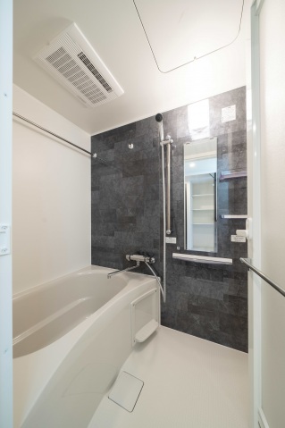 スカイコートルアナ文京本駒込101号室 お風呂