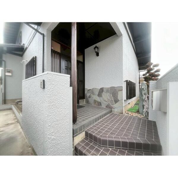 高ヶ坂戸建 エントランス