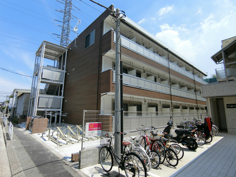 リブリ・リヴェール樽町1階 外観