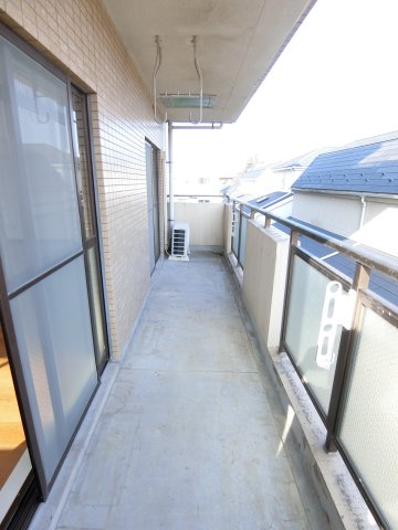 アクイール・セイザン バルコニー