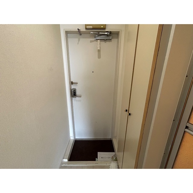 アルトーロ蒲生Ⅱ107号室 玄関