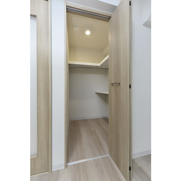 クリオ　ラモード学芸大学Ⅱ0101号室 収納