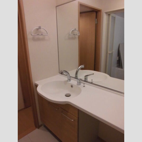 ロマージュさくら 洗髪洗面化粧台