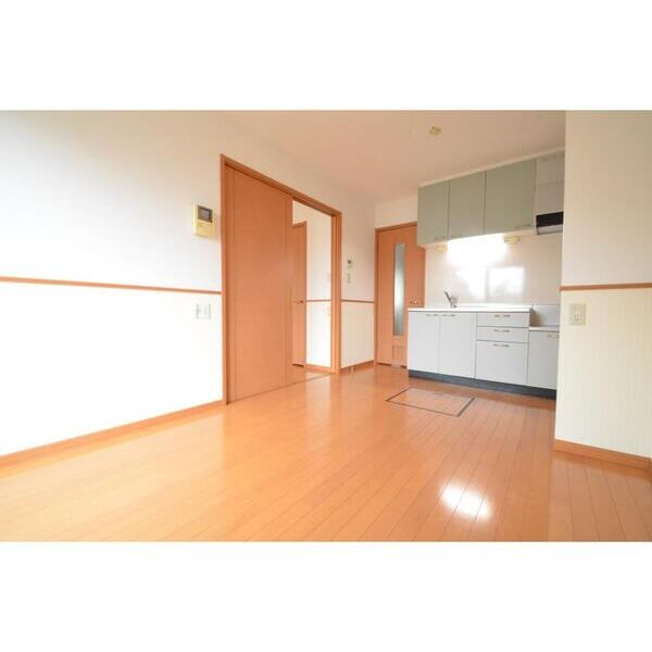 ファーストワン リビング