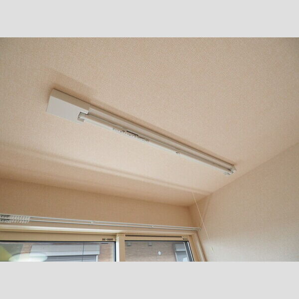 Sky Court201号室 室内物干し