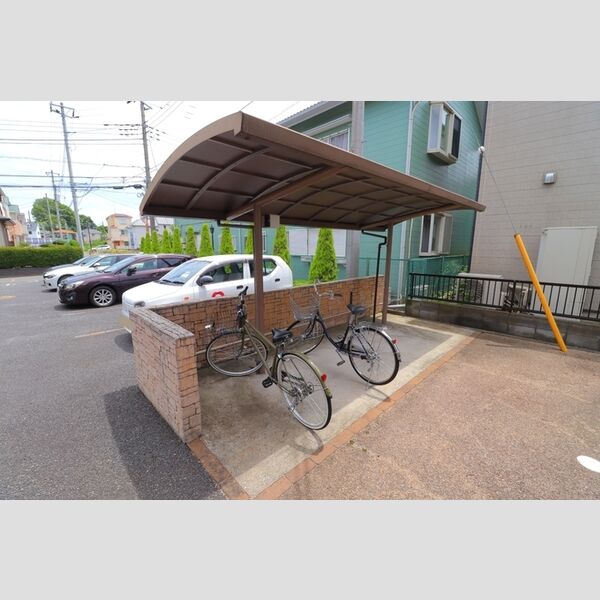 ヴェルデ・パティオ　B102号室 駐輪場