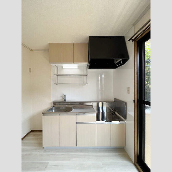 ルードルフィアタウンズ　B102号室 キッチン