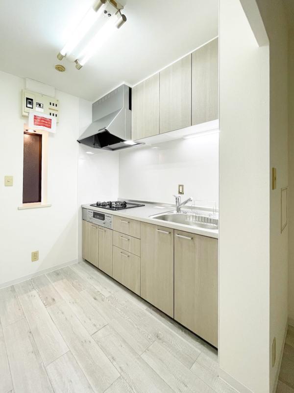 ウィンダム宮前2階 玄関