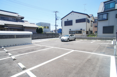 リブリ・ラ・ソーレ 駐車場