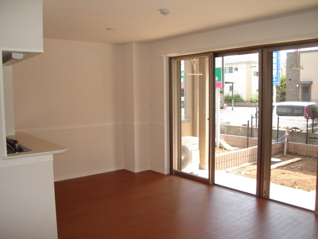 ガーデニングヒルズ北野３４５ リビング