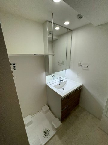 MAXIV西日暮里アレク?リアコート 洗面