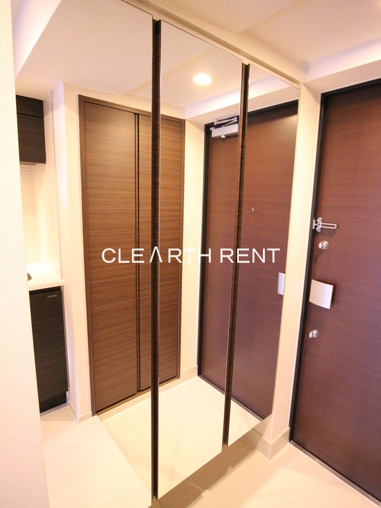 コンシェリア新宿 ＨＩＬＬＳＩＤＥ ＳＱＵＡＲＥ13階 ☆お出掛け前に便利な姿見ミラー☆