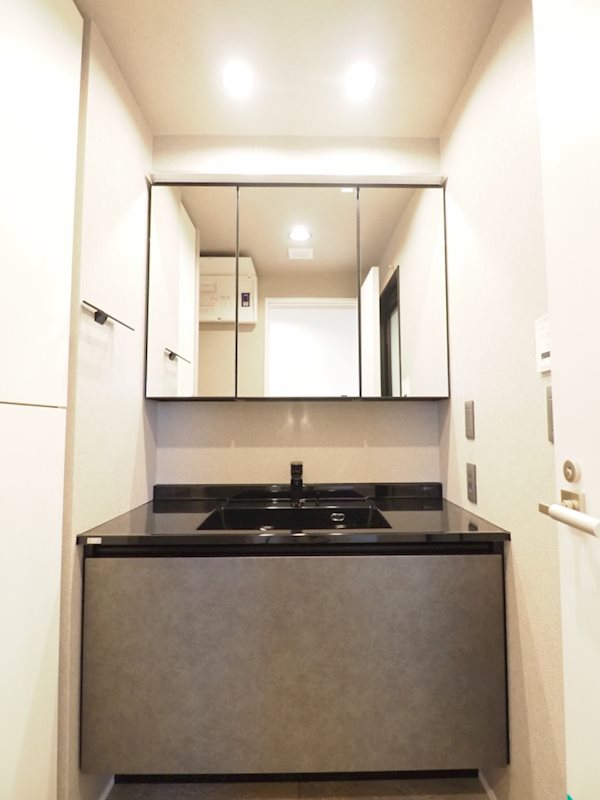 レジディア祐天寺1階 同建物別部屋の参考画像