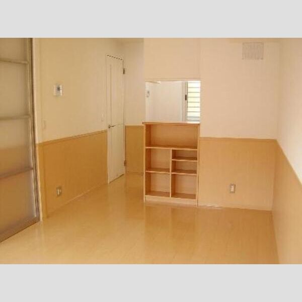 ハウスオブブランカ202号室 LDK(収納カウンター)