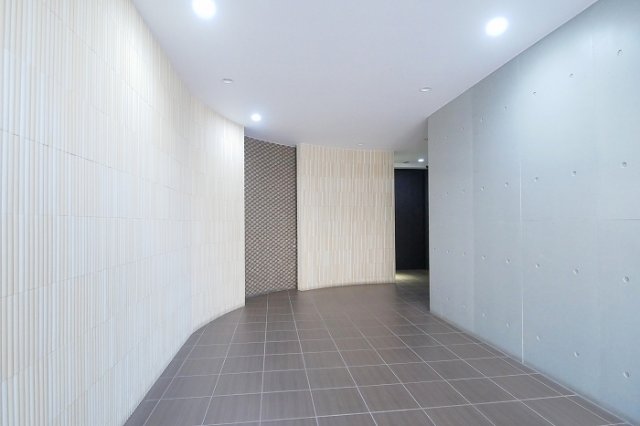 PREMIUM　CUBE　大崎3階 外観