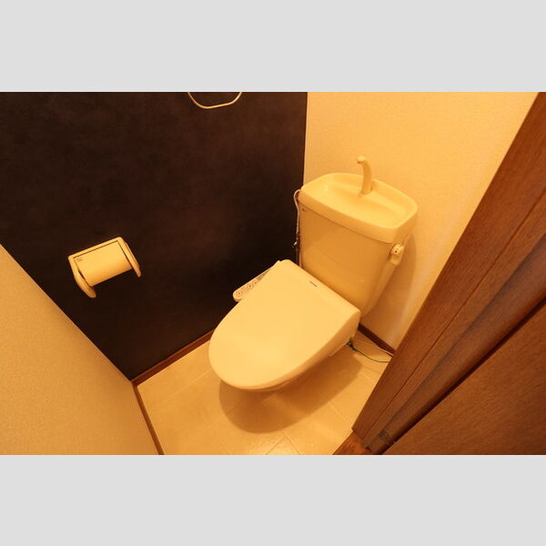 パセオ浦和103号室 温水洗浄暖房便座