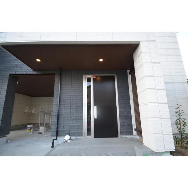 Contrail　湘南105号室 エントランス