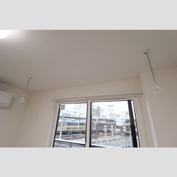 Resi NOIR(レジノワール)202号室 室内物干し