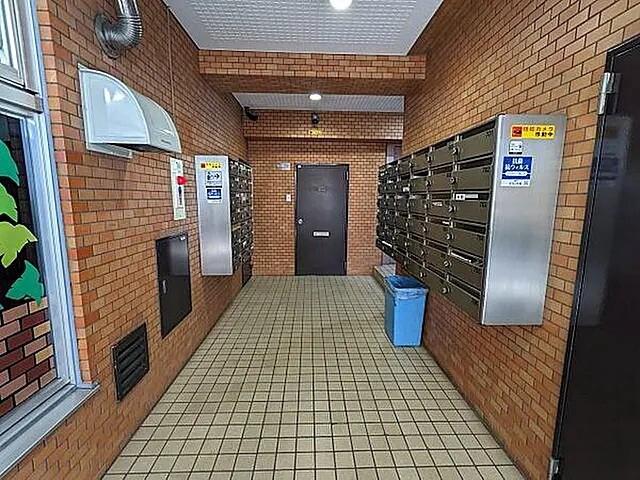 キャッスルマンション幡ヶ谷5階 エントランス