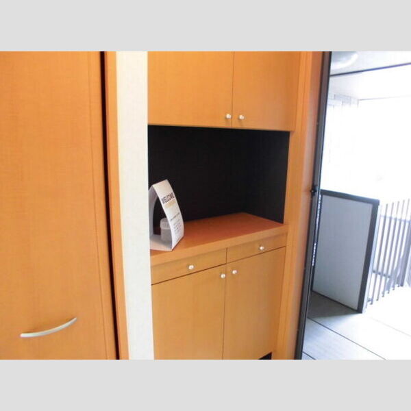 ベルテ　E201号室 シューズボックス