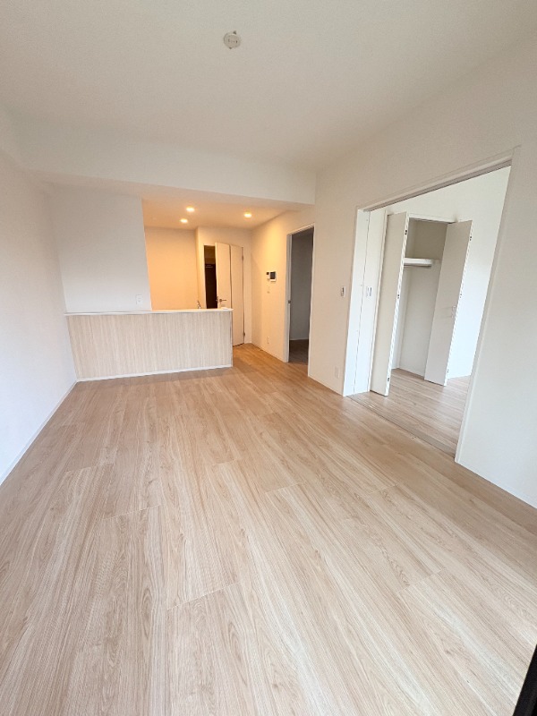 パピルス三ノ輪レジデンス5階 リビング