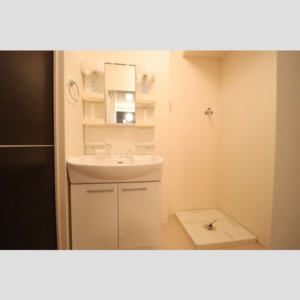 メゾンベール102号室 洗髪洗面化粧台