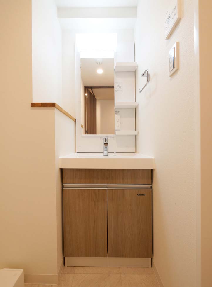 Mind Shimurasakaue6階 内観