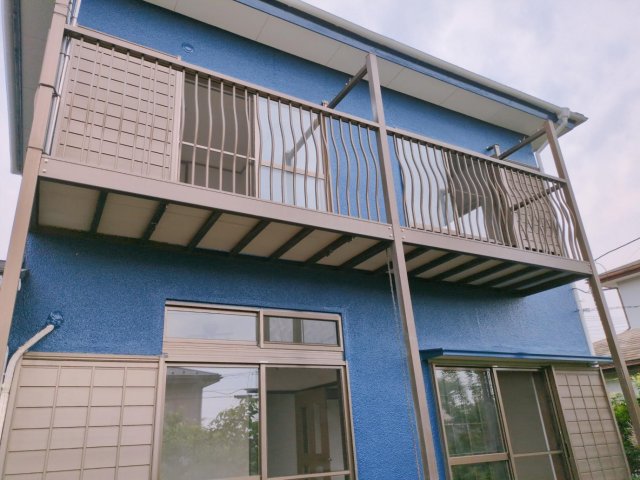 若葉台ブルーハウスの外観画像