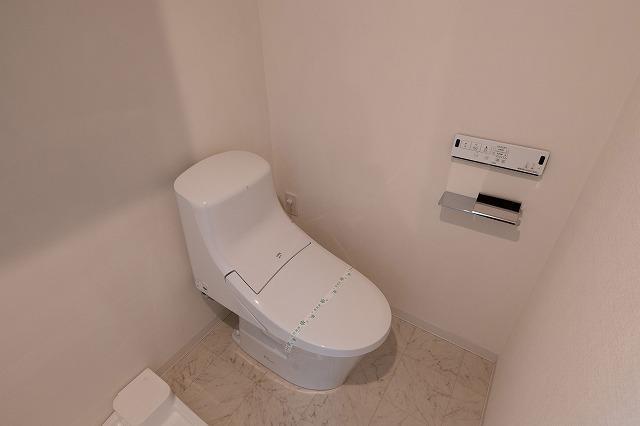 ASYLCOURT麻布十番4階 トイレ