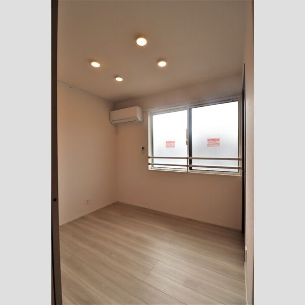 セレスティア高島平Ⅱ301号室 洋室