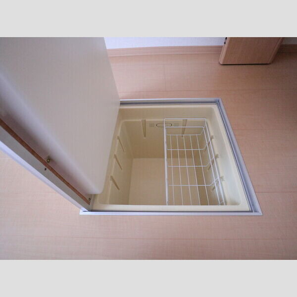 クレスト西戸部 収納