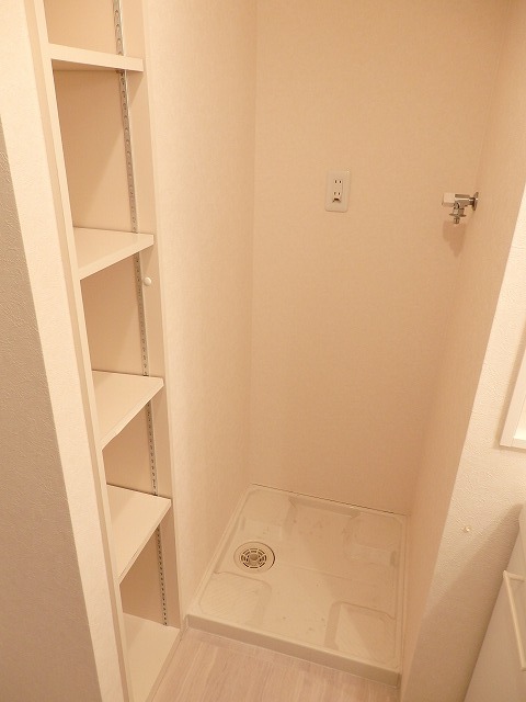 ルームス市川(E-073)3階 部屋設備