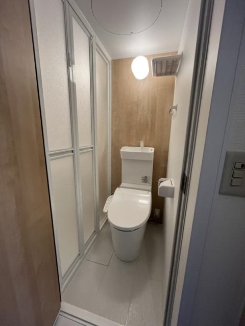 ベル・パークシティ西新宿3階 トイレ