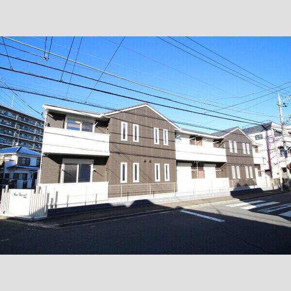 ファインガーネットの外観画像