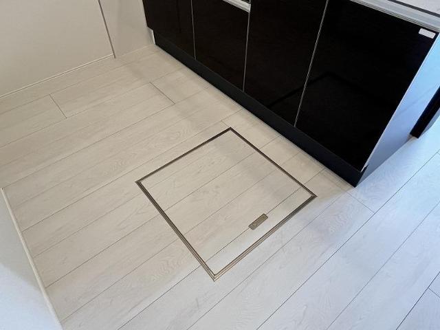 ルミナス 床下収納